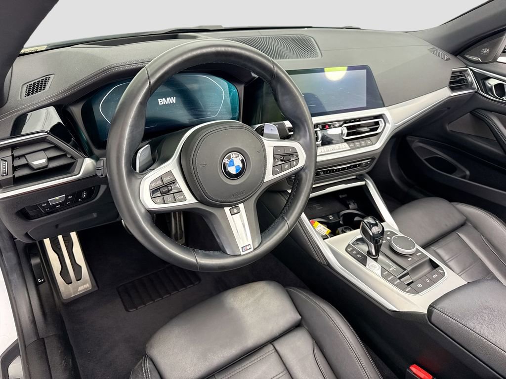 Used 2021 BMW M440i Convertible w/ Premium Package image 9