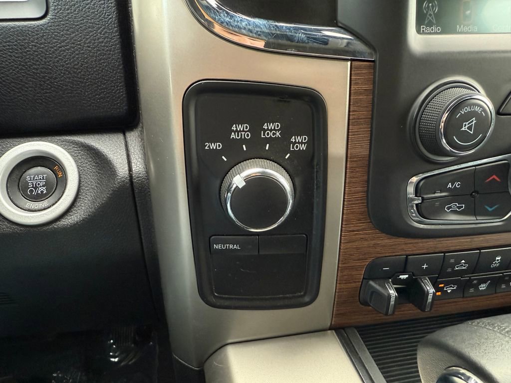Used 2013 RAM 1500 Laramie w/ Convenience Group image 36