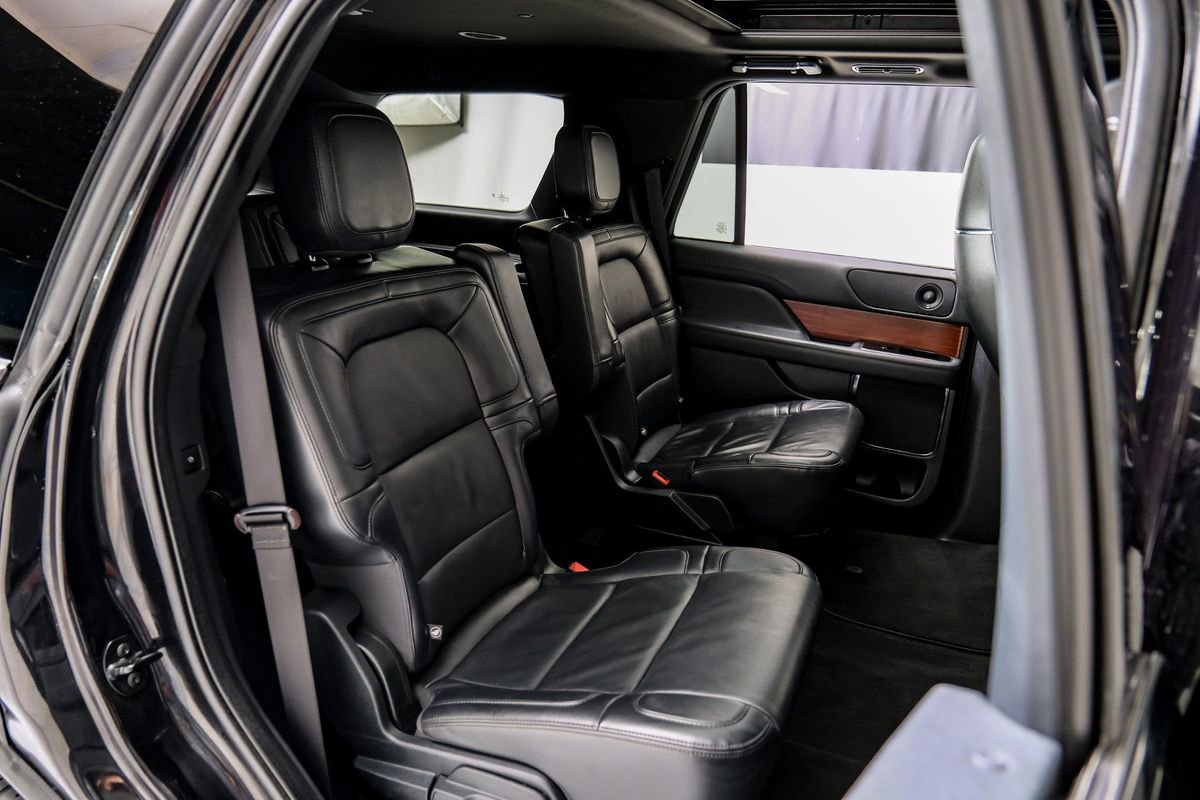 Used 2024 Lincoln Navigator Reserve image 33