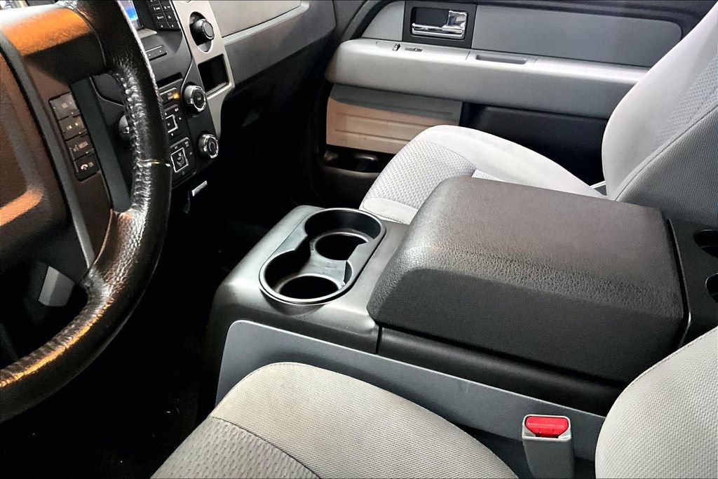 Used 2013 Ford F150 XLT w/ Mid Equipment Group AWD/4WD image 17