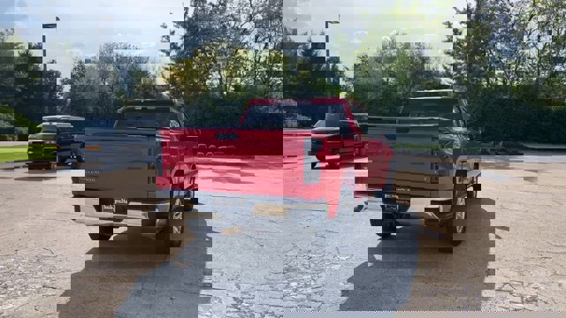 Used 2021 Chevrolet Silverado 1500 LT AWD/4WD image 8