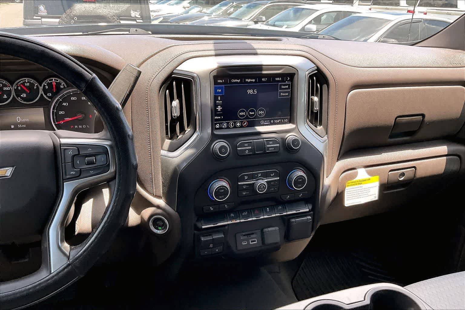 Used 2022 Chevrolet Silverado 1500 LT w/ Convenience Package II RWD image 15