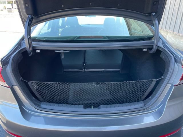 Used 2018 Hyundai Elantra SE w/ Cargo Package FWD image 52
