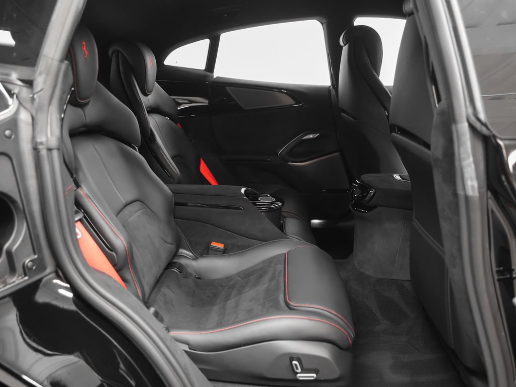 Certified 2025 Ferrari Purosangue AWD/4WD image 36