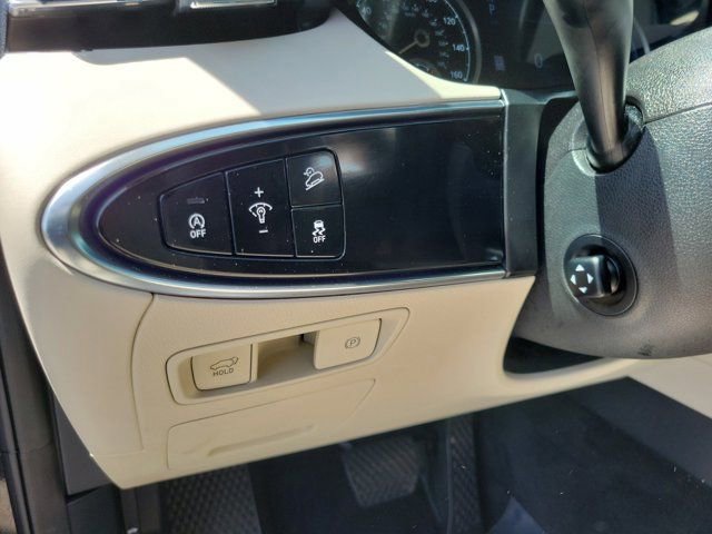 Used 2024 Genesis GV70 2.5T w/ Advanced Package AWD/4WD image 18