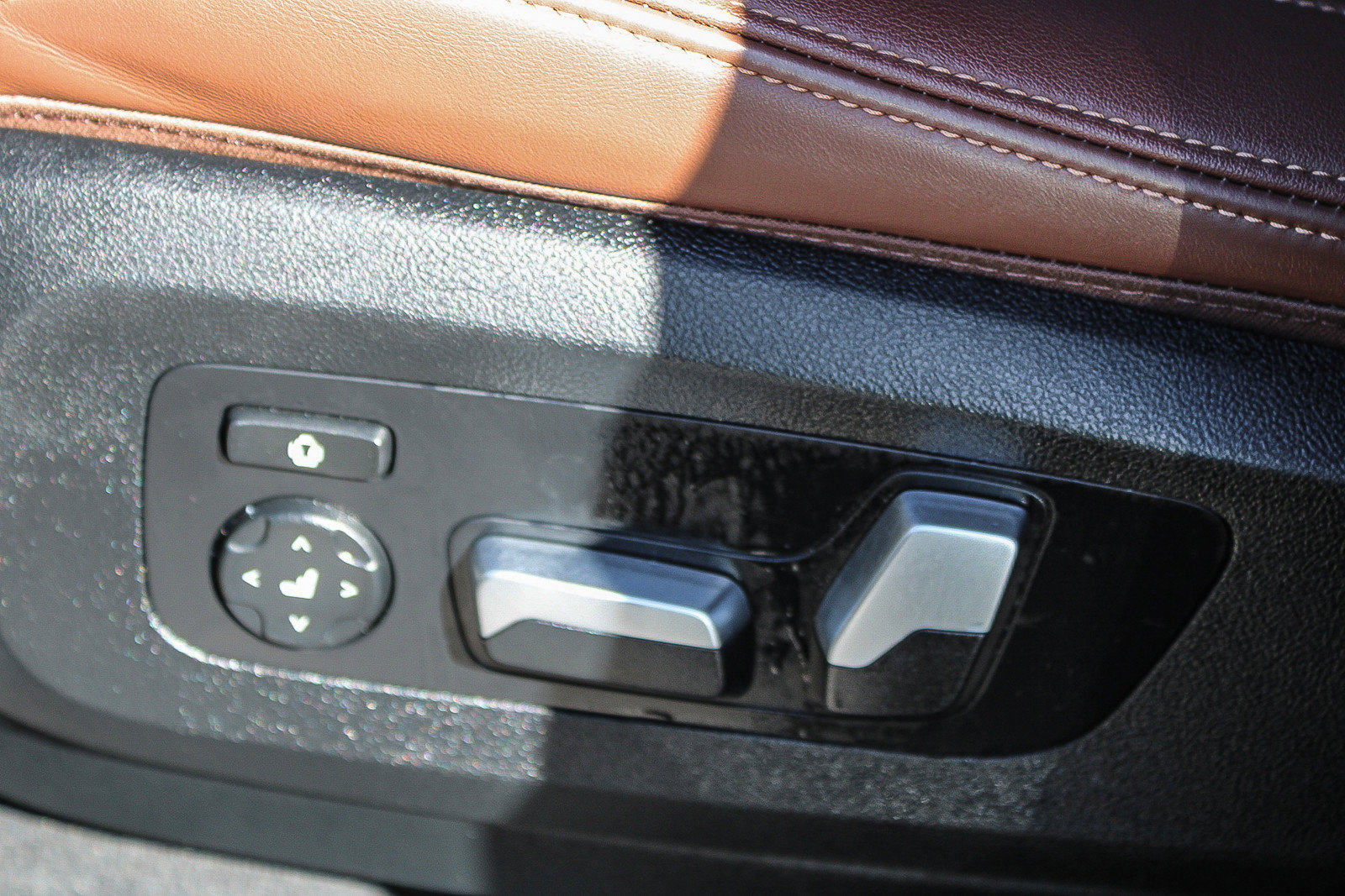 Used 2024 BMW X5 sDrive40i w/ Parking Assistance Package image 21