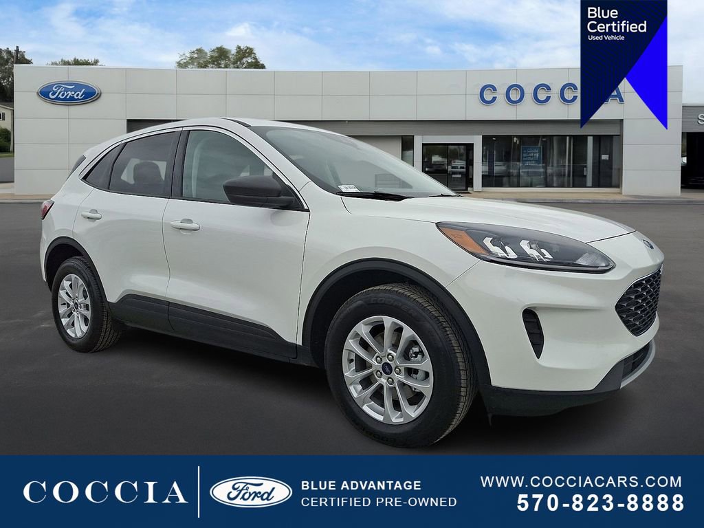 Used 2022 Ford Escape SE w/ Convenience Package image 3