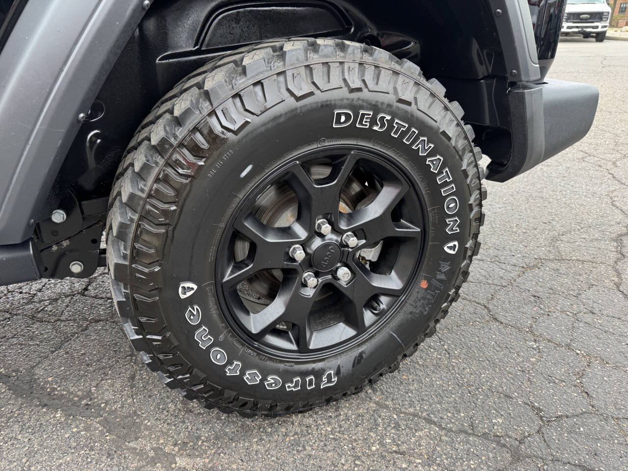 Used 2023 Jeep Wrangler 4WD Willys image 6
