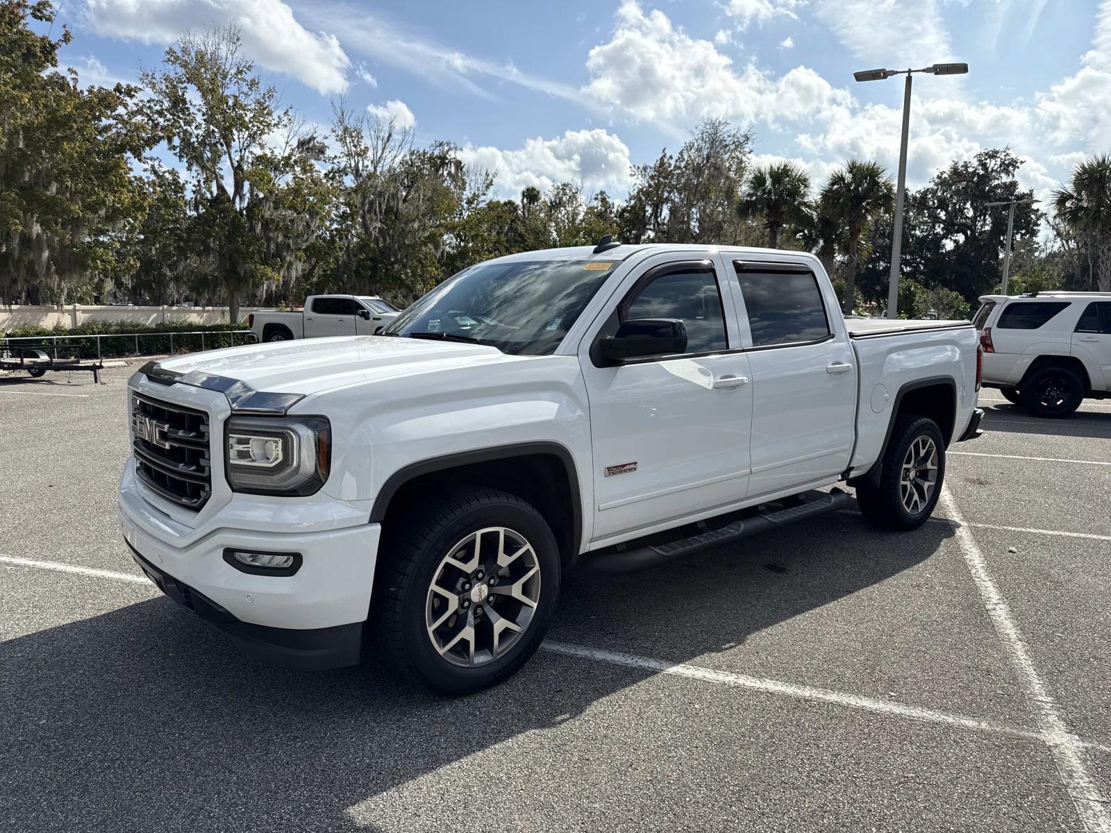 Used 2017 GMC Sierra 1500 SLT image 7