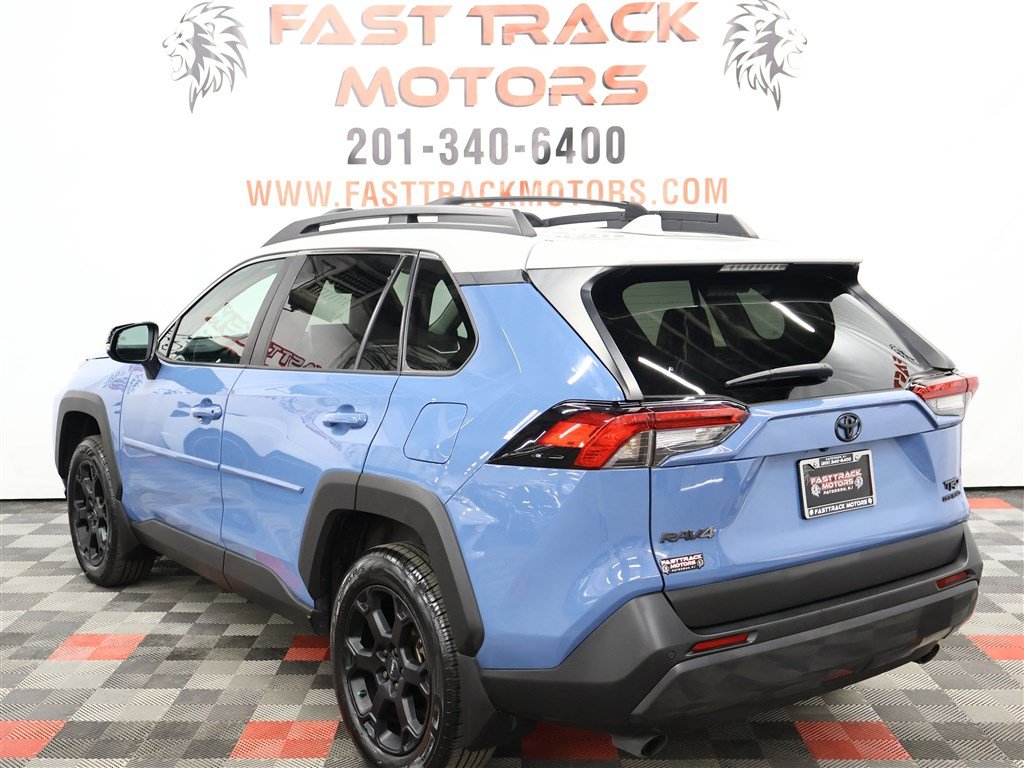 Used 2022 Toyota RAV4 TRD Off-Road AWD/4WD image 4
