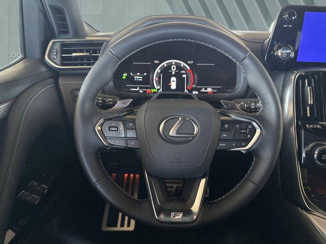 Certified 2025 Lexus LX 700h F Sport image 14