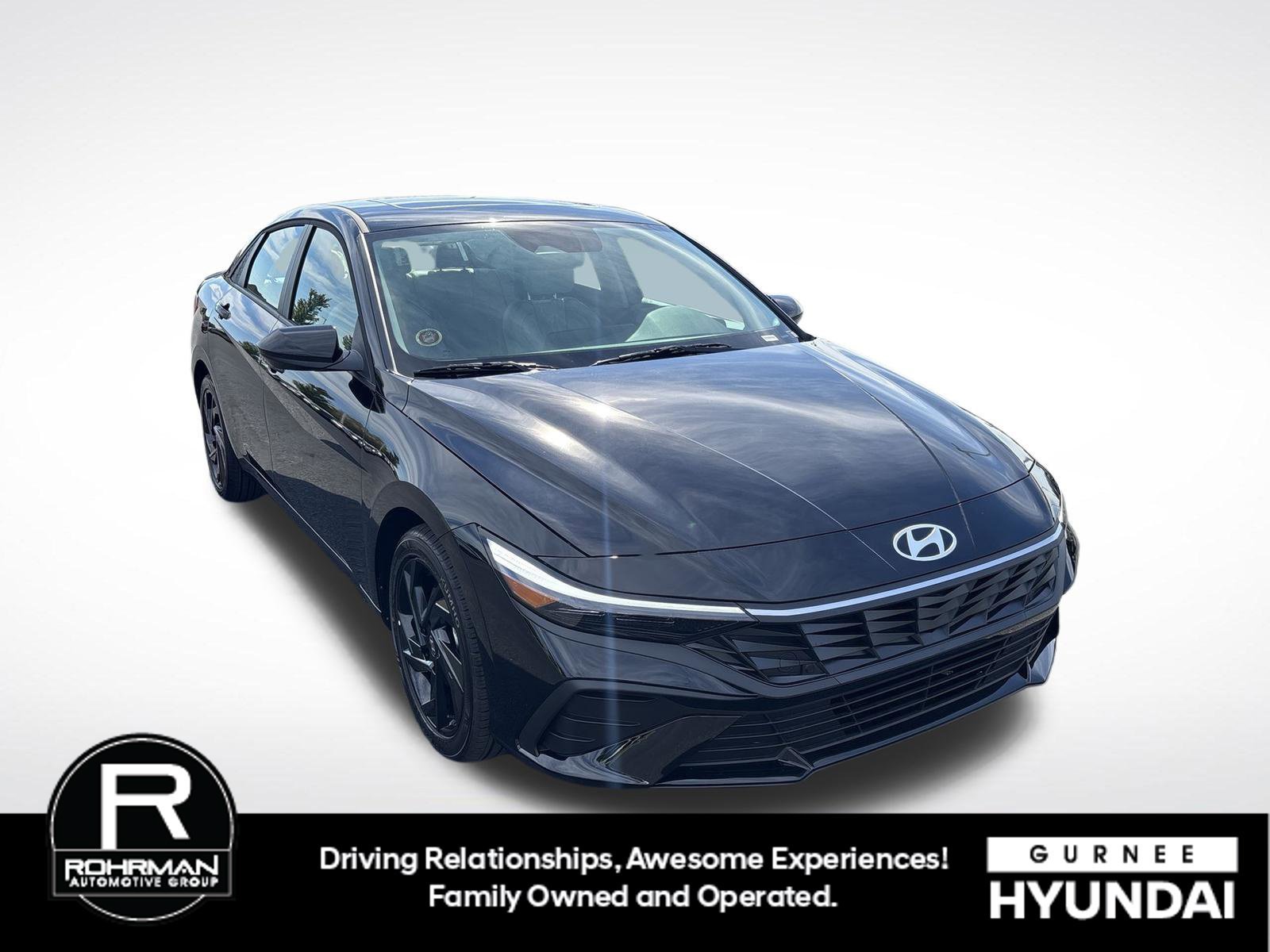 New 2026 Hyundai Elantra SEL Sport FWD image 2