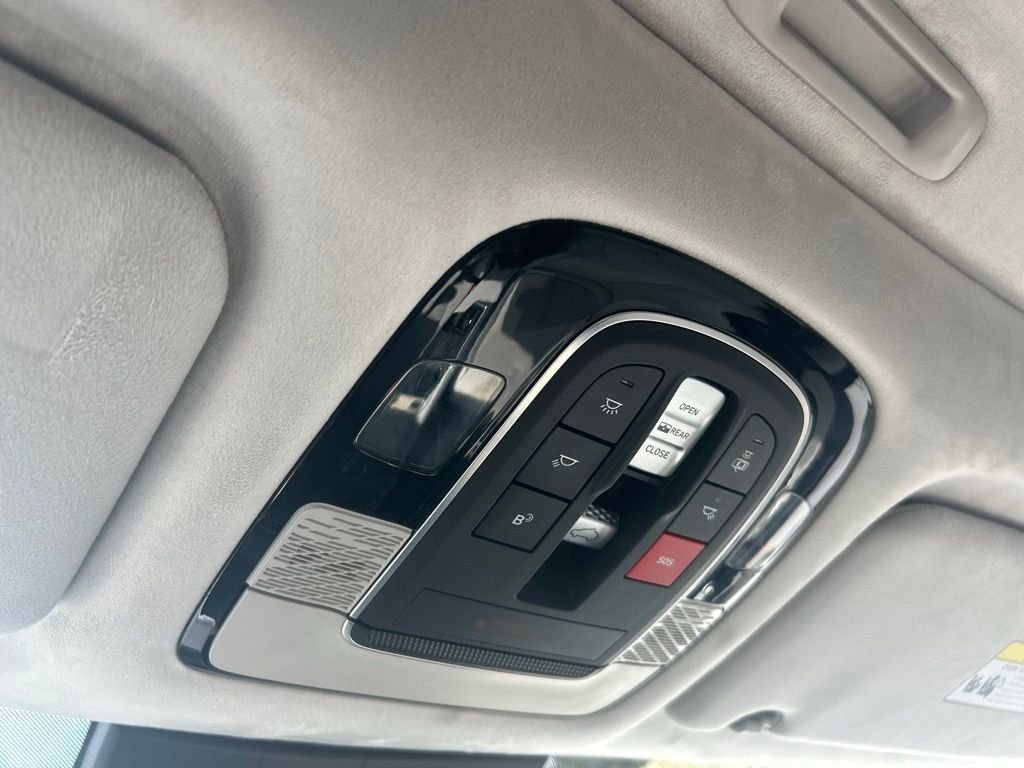 Used 2023 Hyundai Palisade Calligraphy image 54