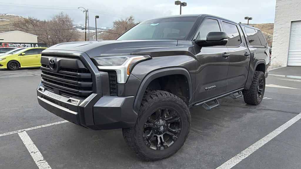 Used 2023 Toyota Tundra SR5 w/ SR5 Convenience Package image 4