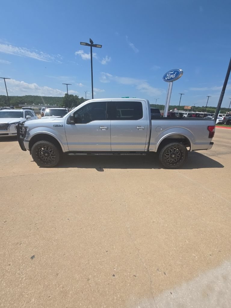 Used 2018 Ford F150 XLT w/ Equipment Group 302A Luxury AWD/4WD image 6