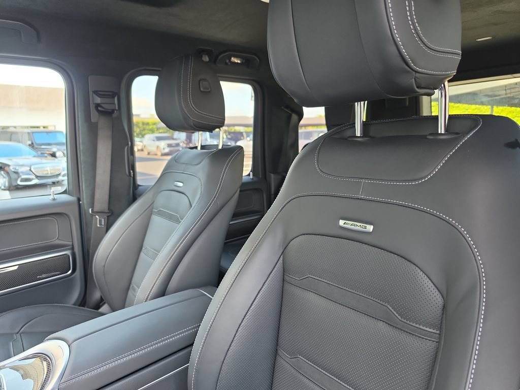Used 2025 Mercedes-Benz G 63 AMG 4MATIC w/ Seat Comfort Package image 21