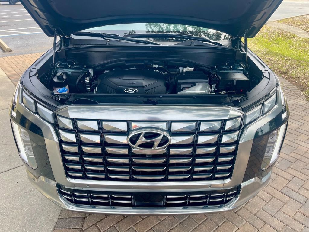 Used 2025 Hyundai Palisade Calligraphy FWD image 18