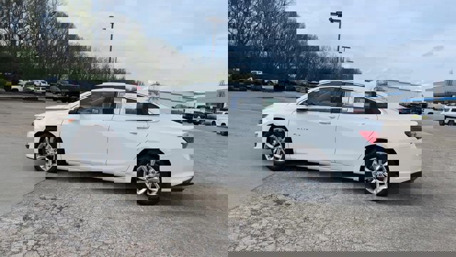 Used 2024 Chevrolet Malibu LT image 6