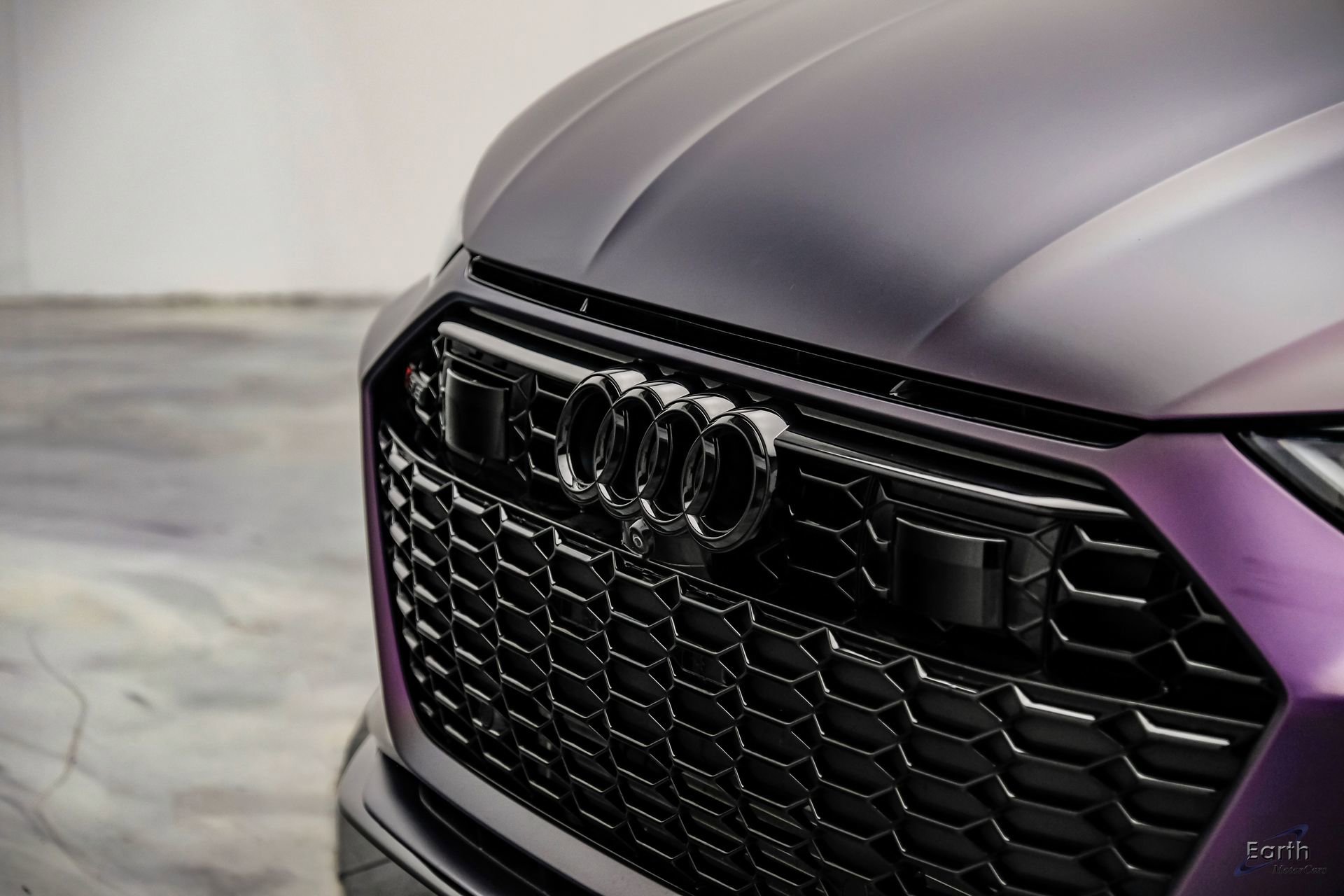 Used 2023 Audi RS 6 w/ Black Optic Package image 37