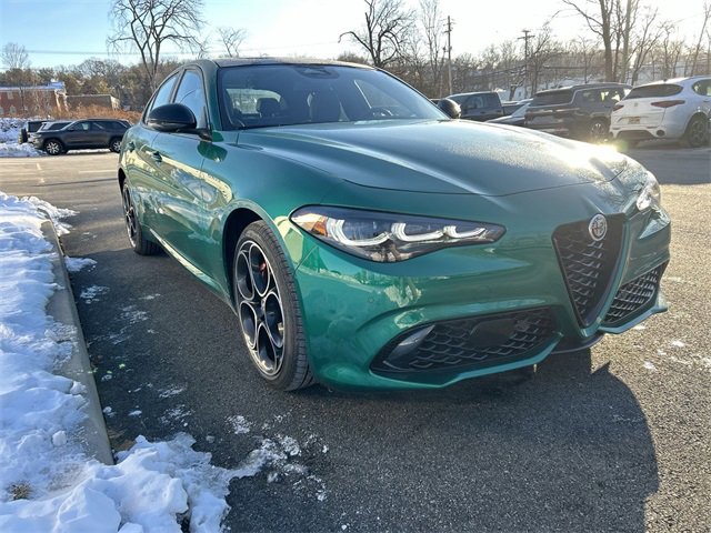 New 2026 Alfa Romeo Giulia Base image 2