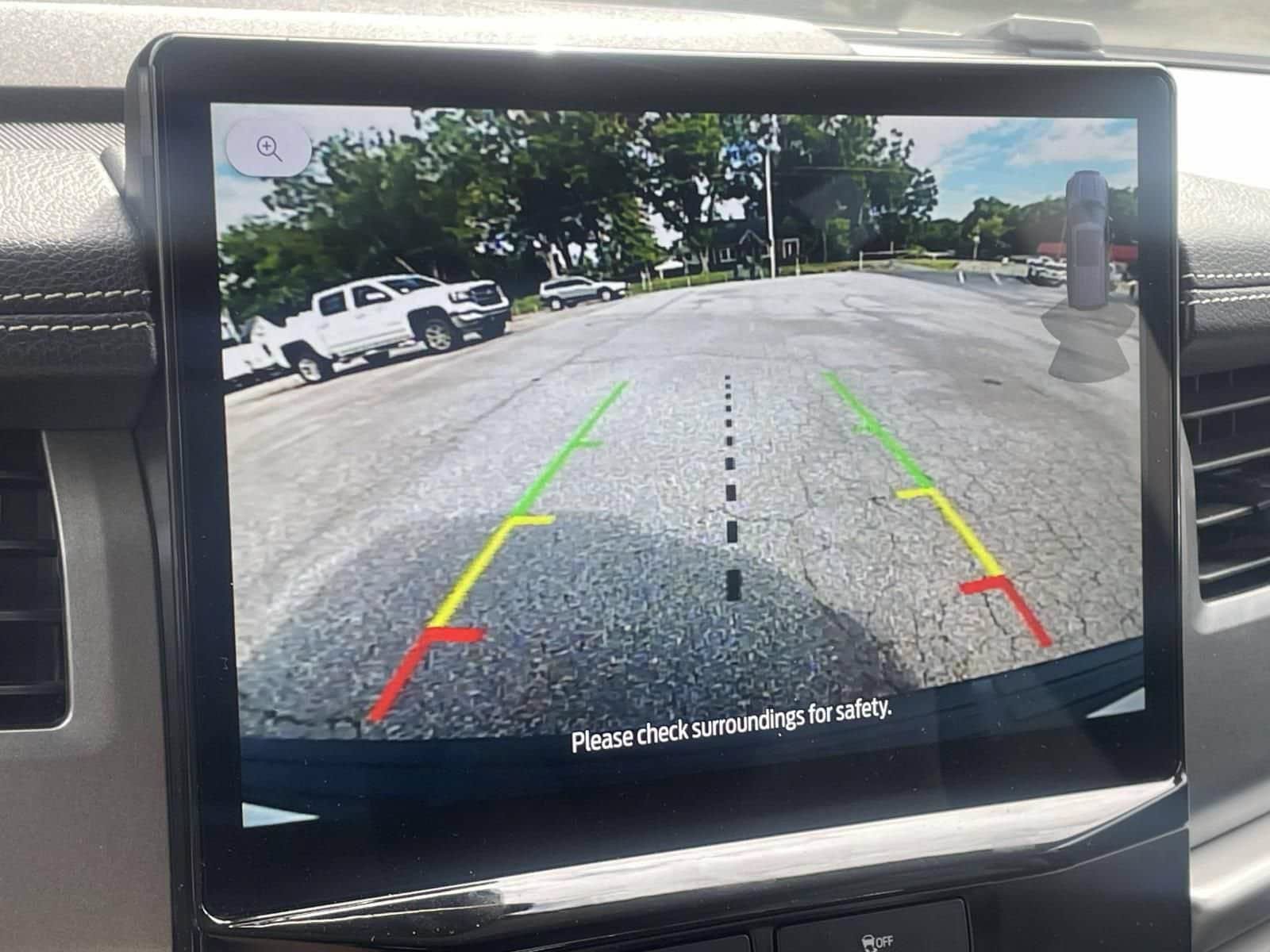 Used 2022 Ford Expedition XLT RWD image 17