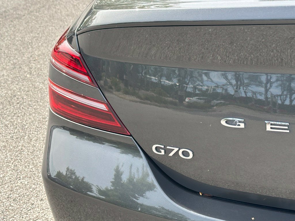 Used 2025 Genesis G70 2.5T RWD image 12