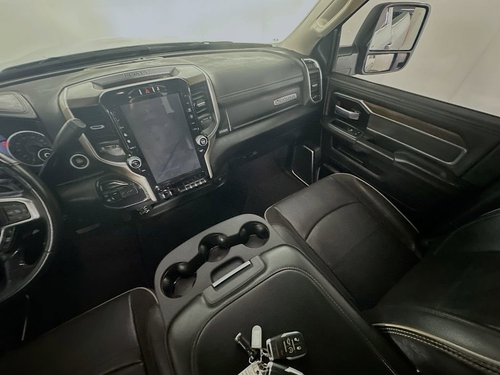 Used 2024 RAM 2500 Laramie image 11