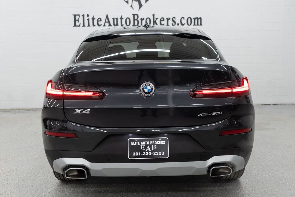 Used 2025 BMW X4 xDrive30i w/ Premium Package image 4
