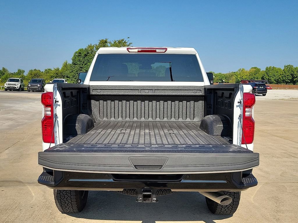 New 2025 Chevrolet Silverado 2500 Custom w/ Custom Value Package image 8