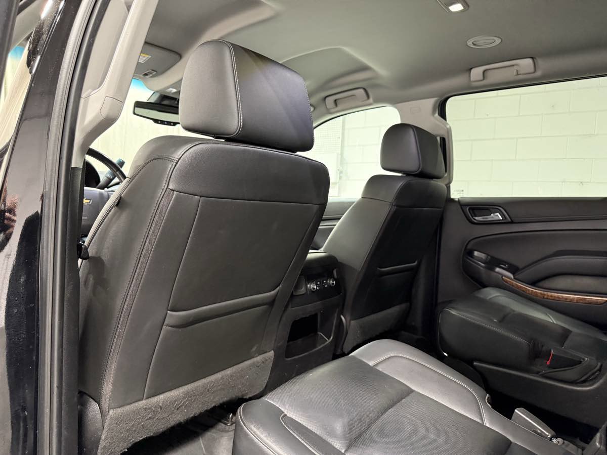 Used 2020 Chevrolet Suburban Premier image 17