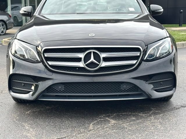 Used 2018 Mercedes-Benz E 300 4MATIC image 4