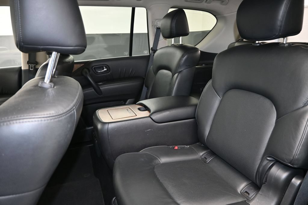 Used 2024 Nissan Armada SL w/ Captain's Chairs Package RWD image 12