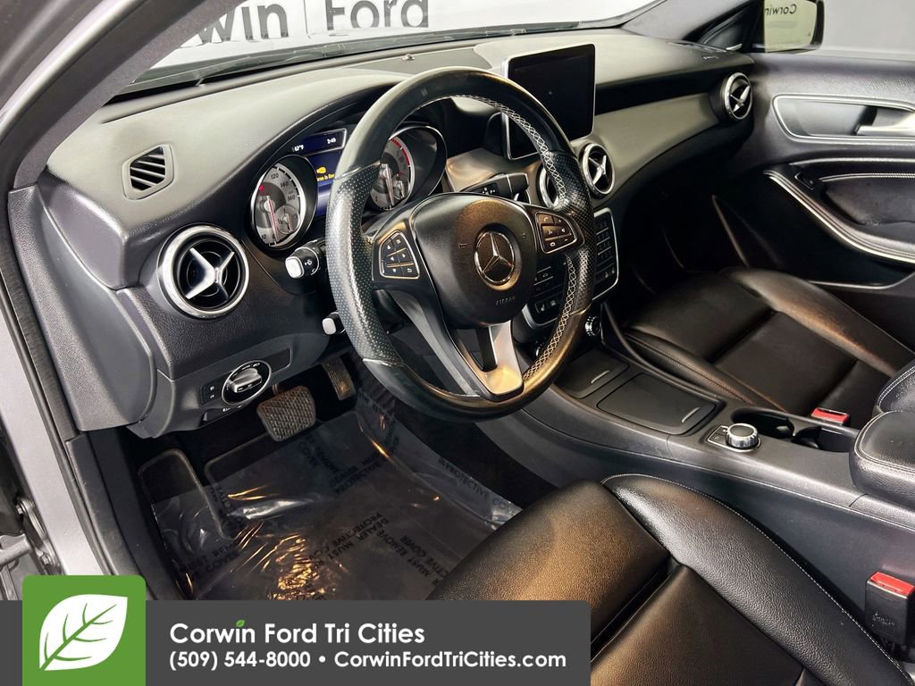 Used 2016 Mercedes-Benz GLA 250 4MATIC video 3