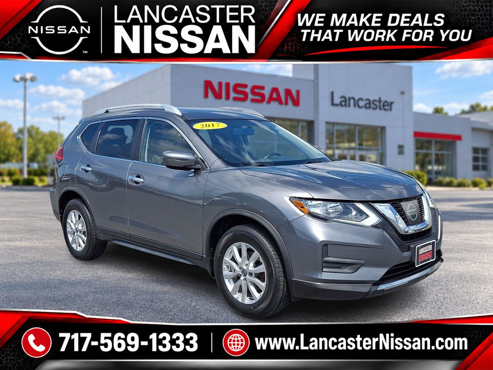 Used 2017 Nissan Rogue SV AWD/4WD image 1