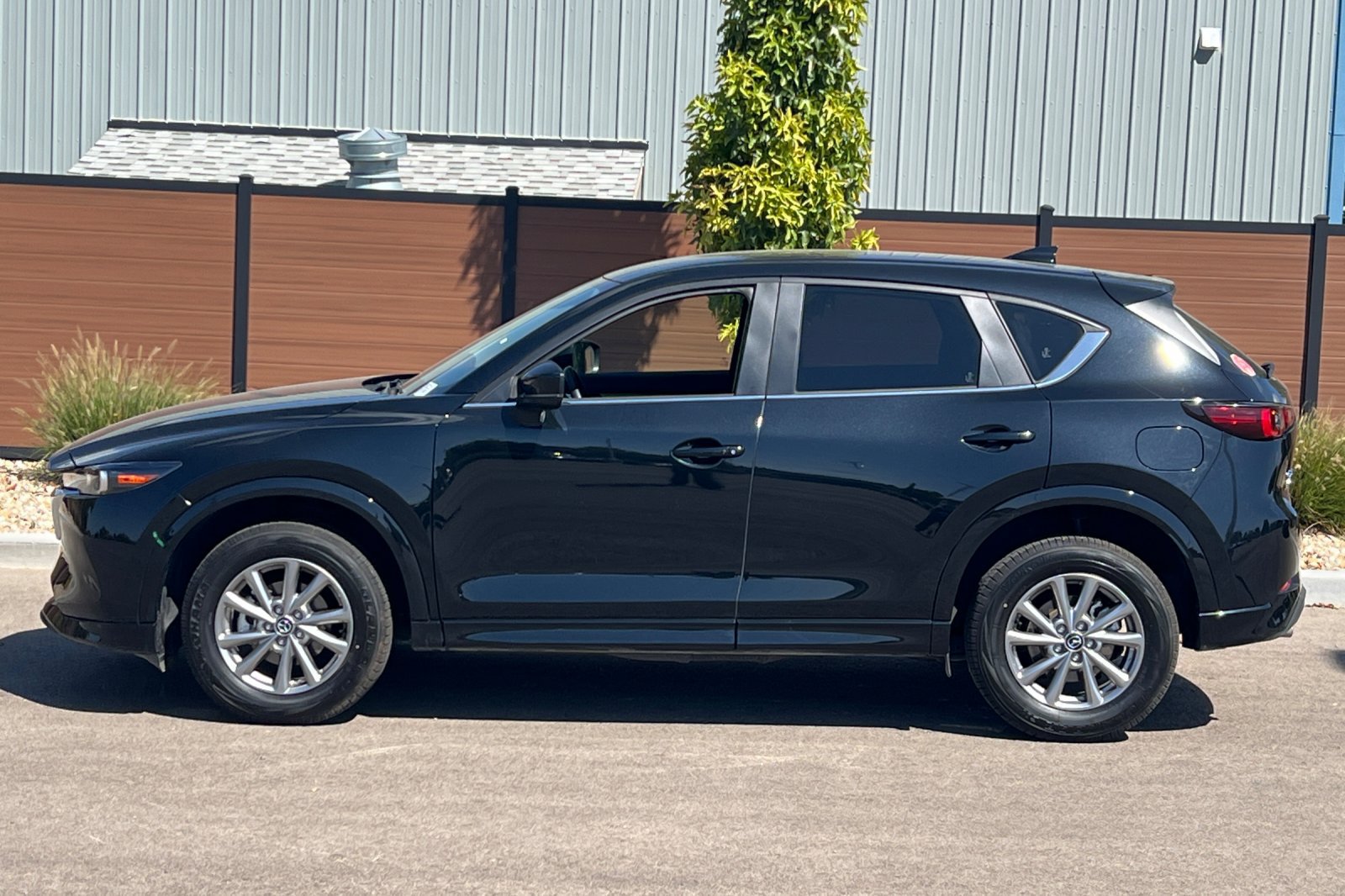 Used 2025 MAZDA CX-5 AWD 2.5 S w/ Select Package image 10