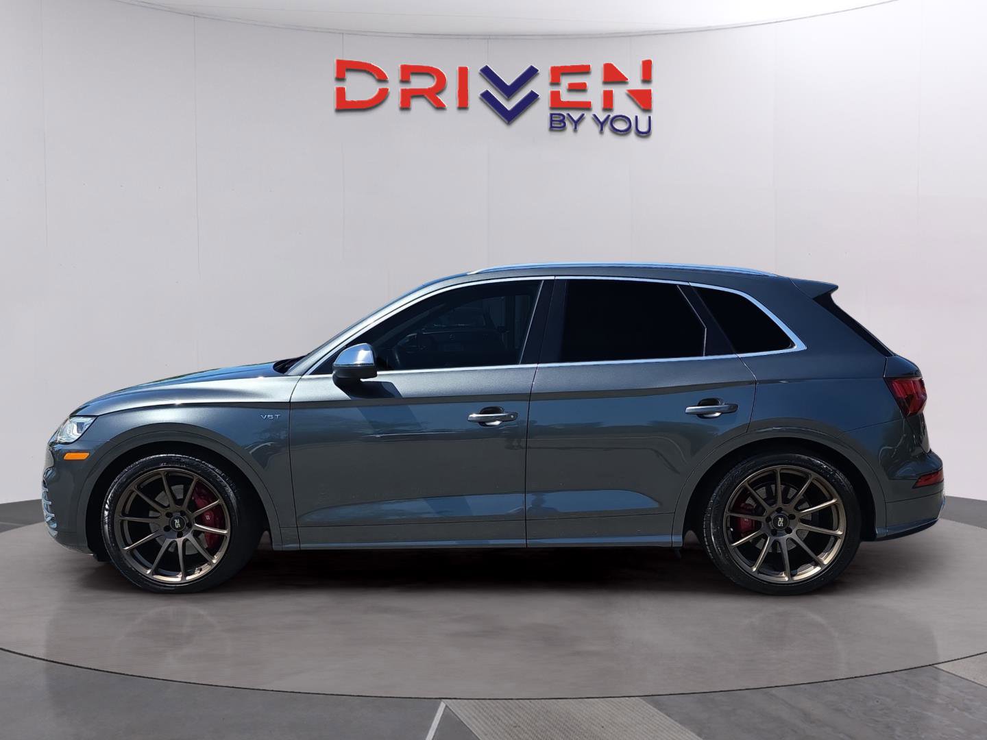 Used 2018 Audi SQ5 Premium Plus image 2