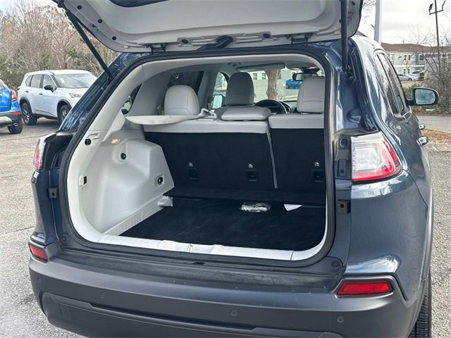 Used 2021 Jeep Cherokee Latitude Plus image 14