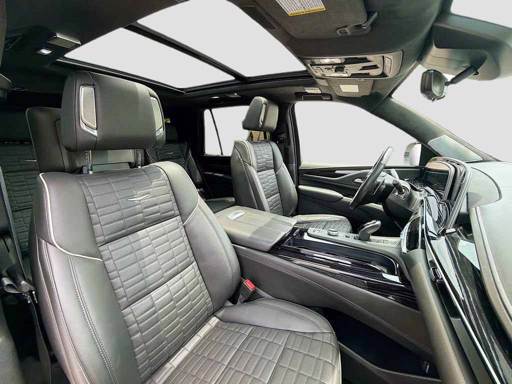 Certified 2023 Cadillac Escalade V AWD/4WD image 32