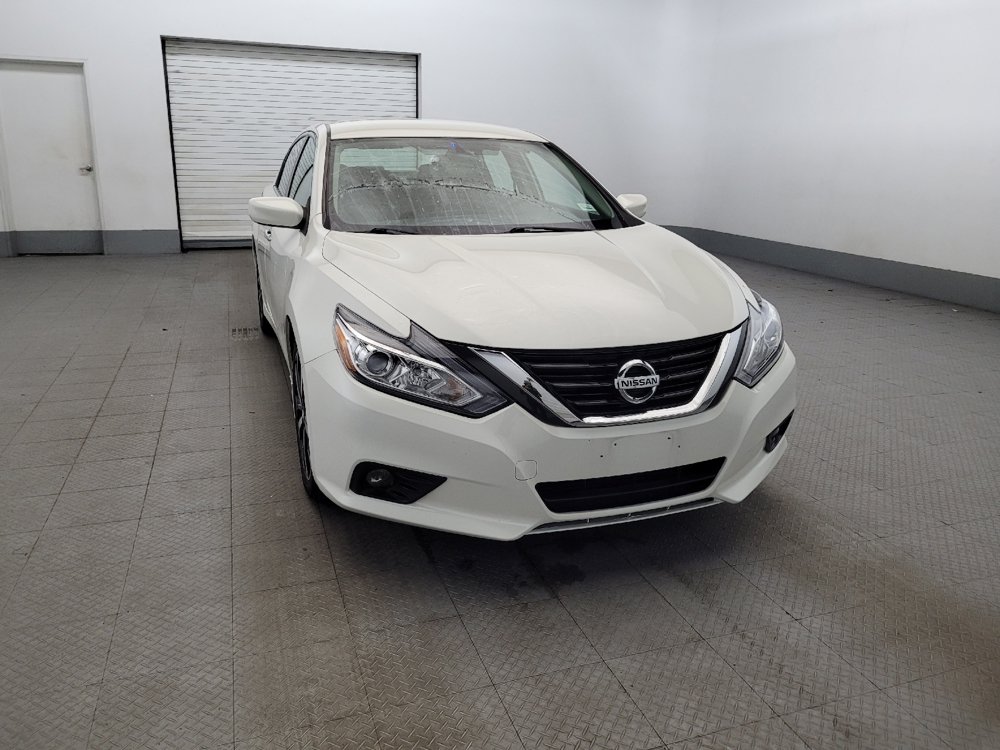 Used 2018 Nissan Altima 2.5 SR FWD image 14