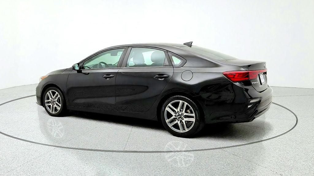 Used 2019 Kia Forte S w/ S Premium Package FWD image 7