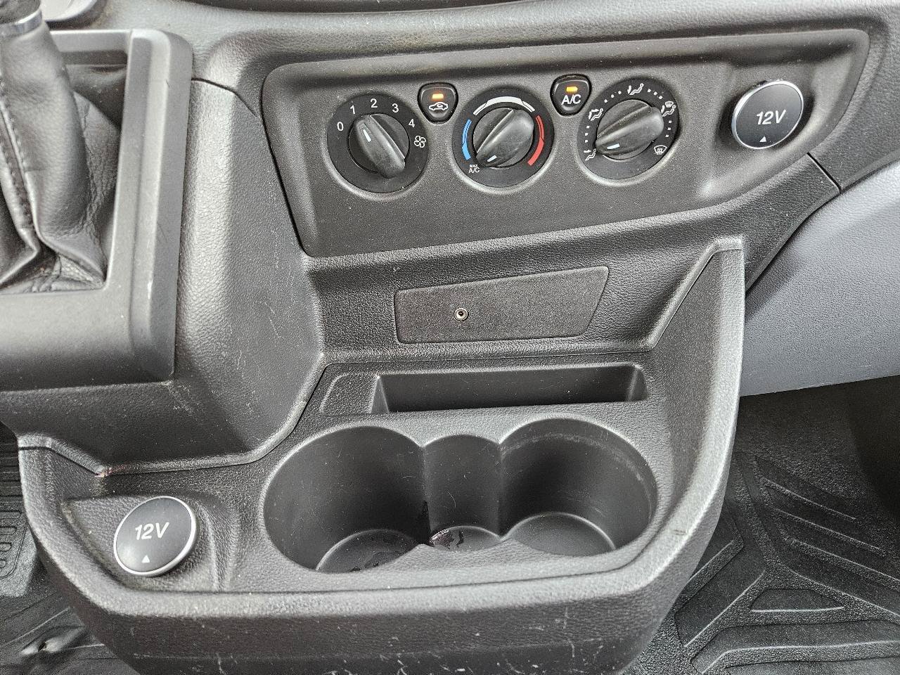 Used 2019 Ford Transit 350 XL RWD image 25
