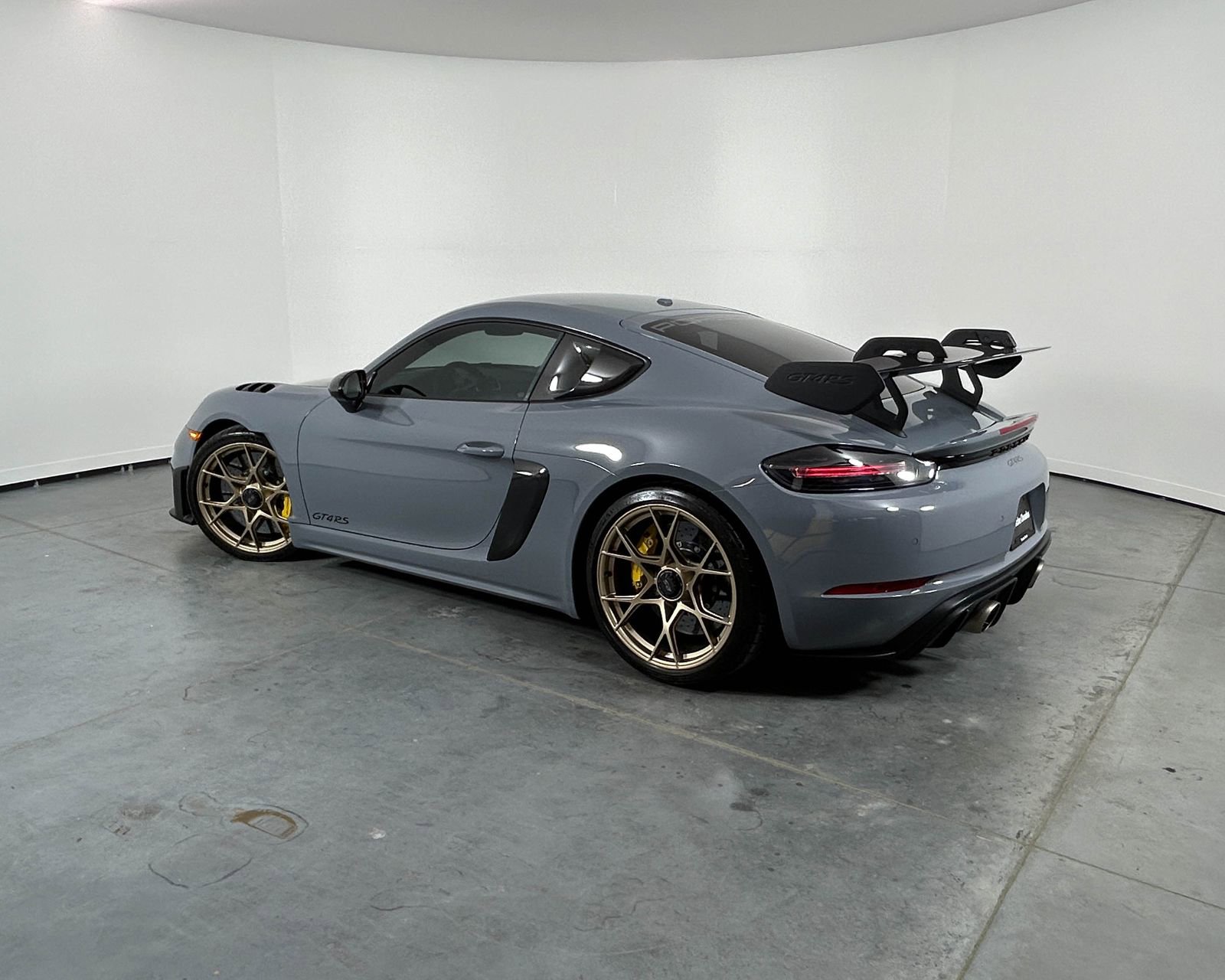Certified 2025 Porsche 718 Cayman GT4 RS image 3