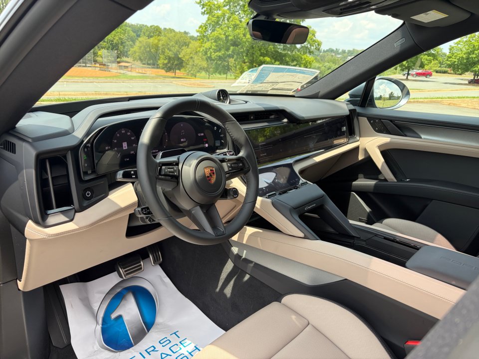New 2026 Porsche Cayenne Electric AWD/4WD image 4