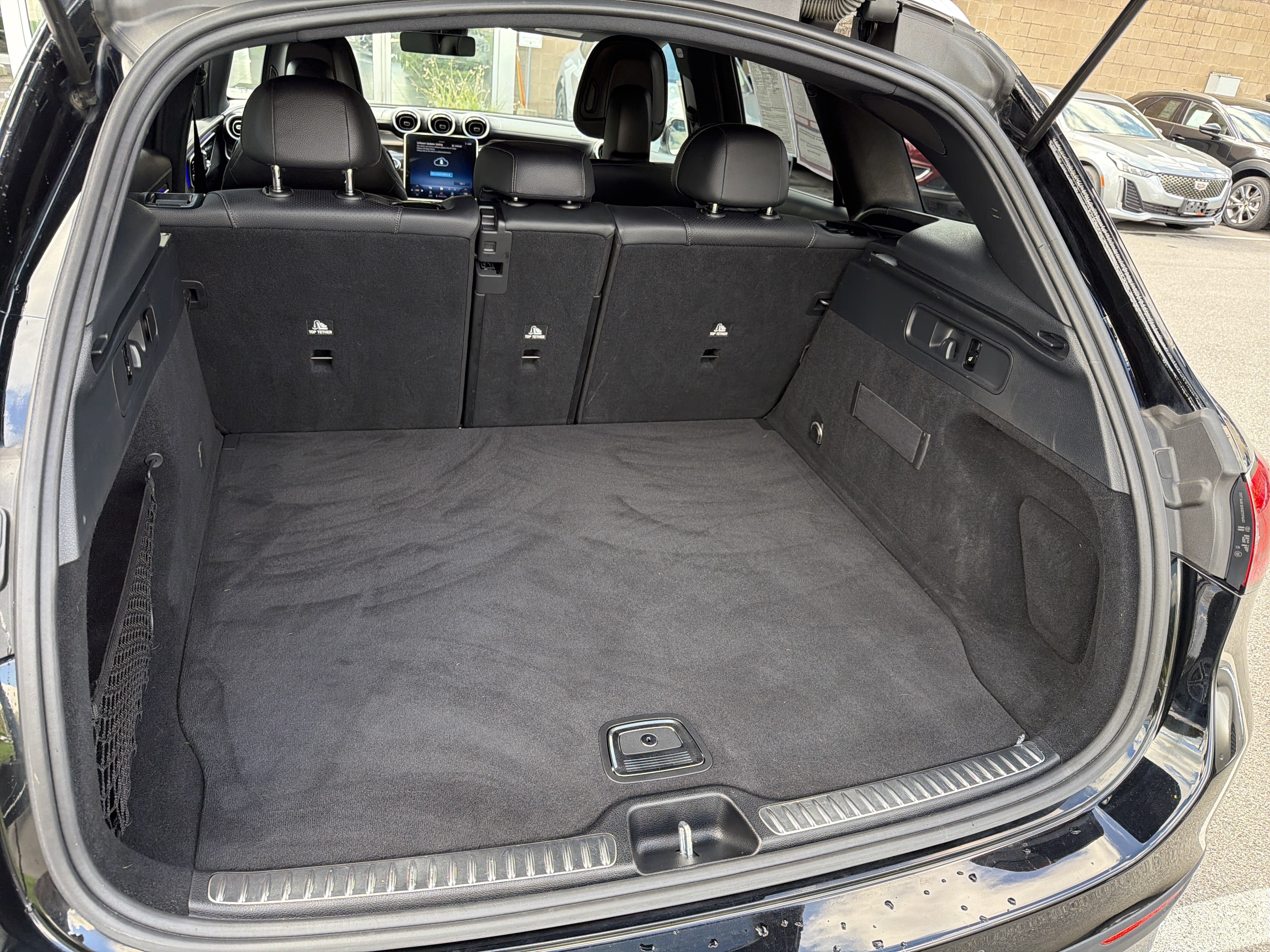 Used 2023 Mercedes-Benz GLC 300 4MATIC image 24
