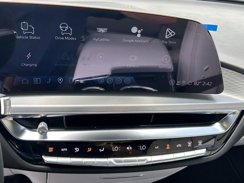 New 2026 Cadillac Lyriq Premium Sport image 24