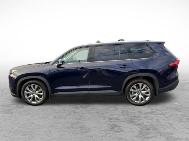 Certified 2024 Toyota Grand Highlander AWD image 8