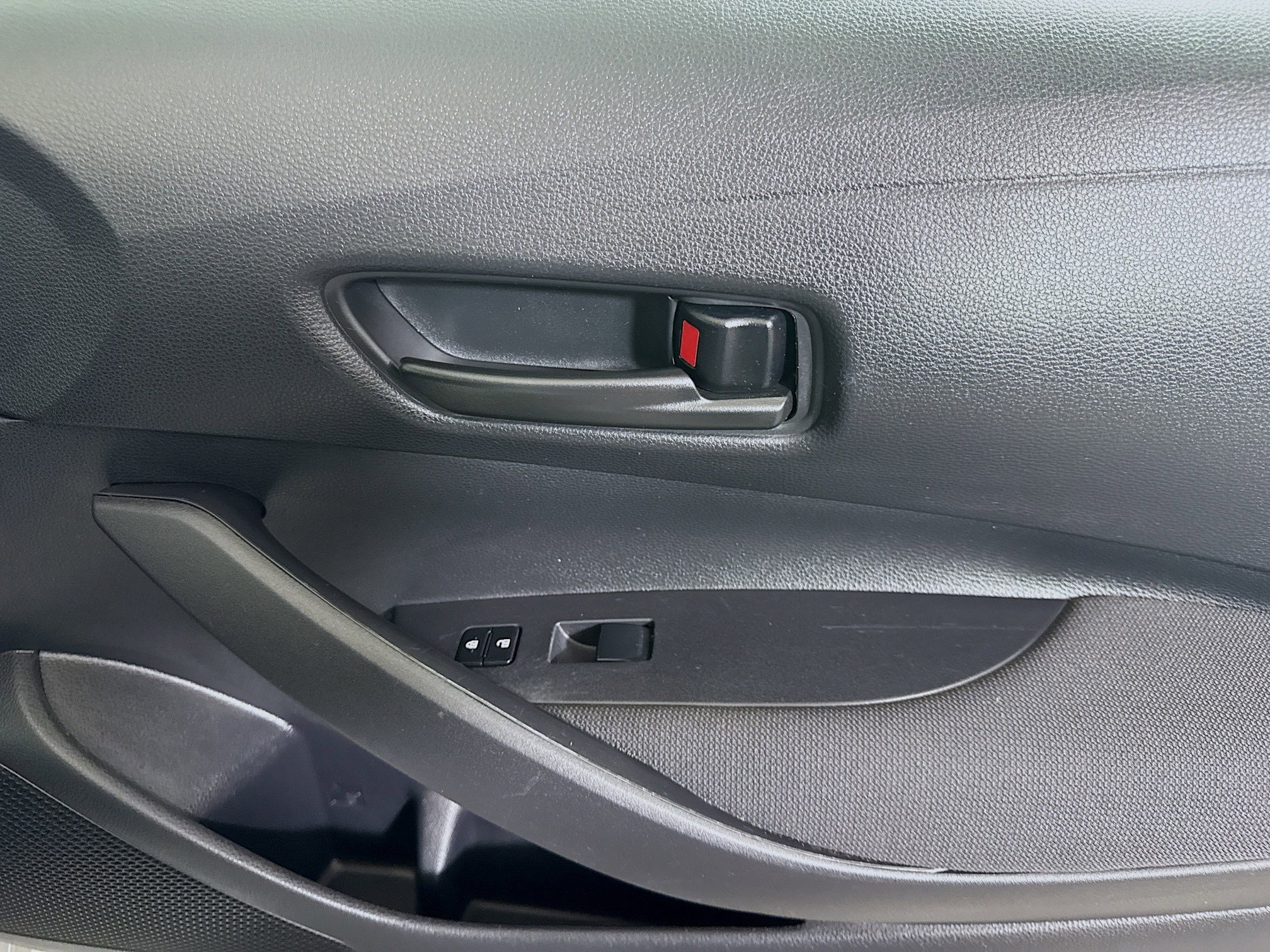 Used 2024 Toyota Corolla LE image 30