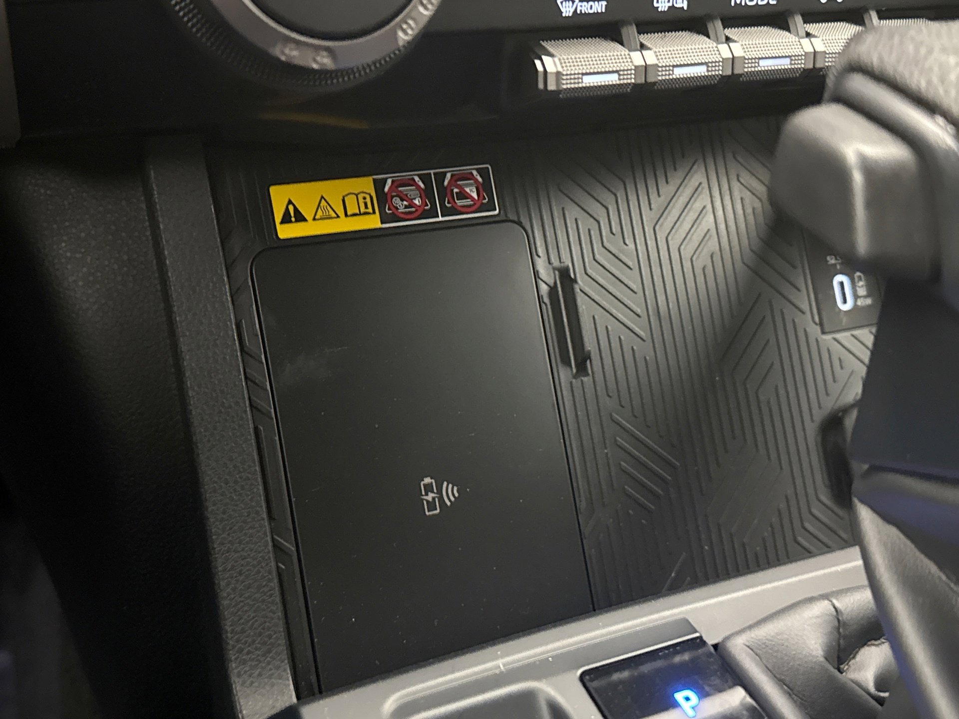 Used 2024 Toyota Tacoma TRD Off-Road image 17