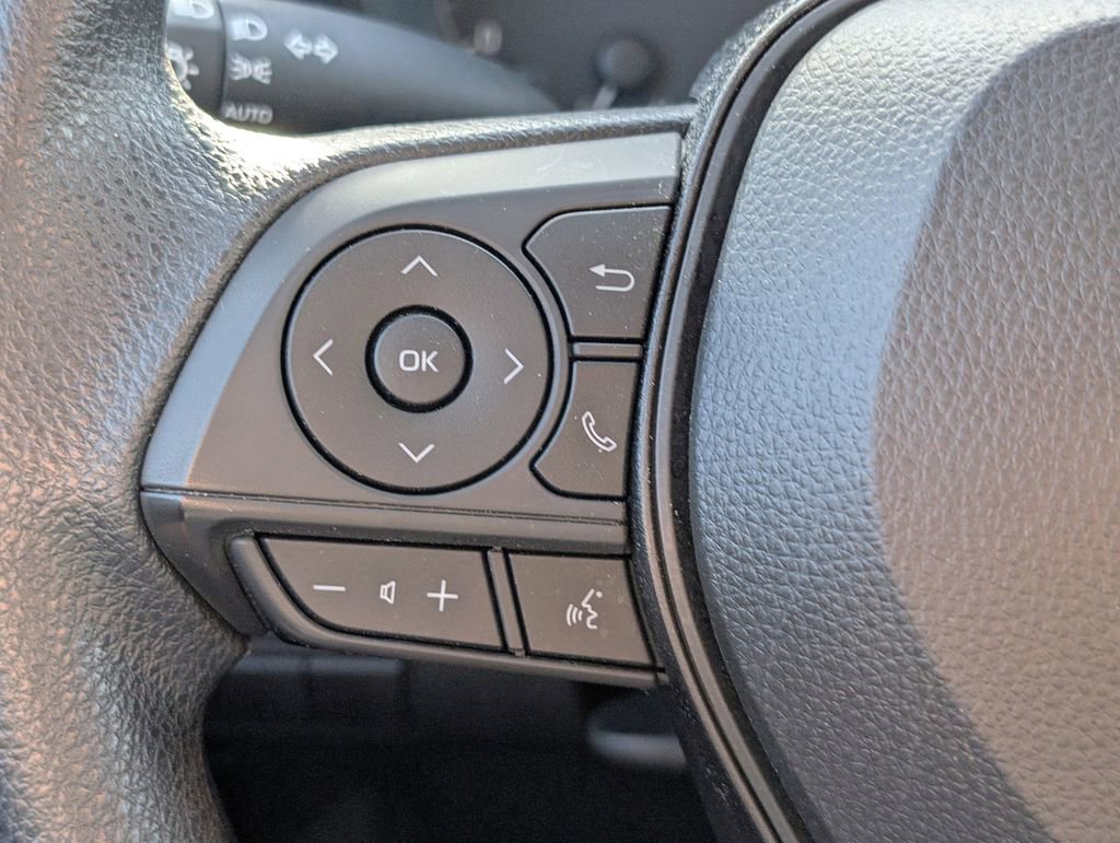 Used 2023 Toyota Corolla LE image 21