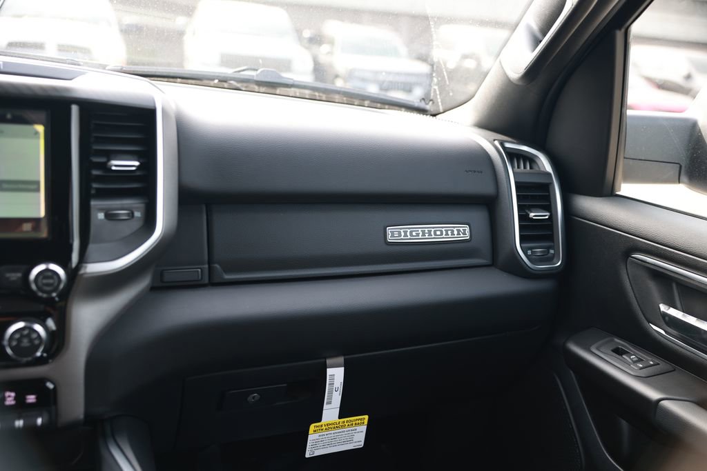 New 2026 RAM 1500 4x4 Crew Cab image 26